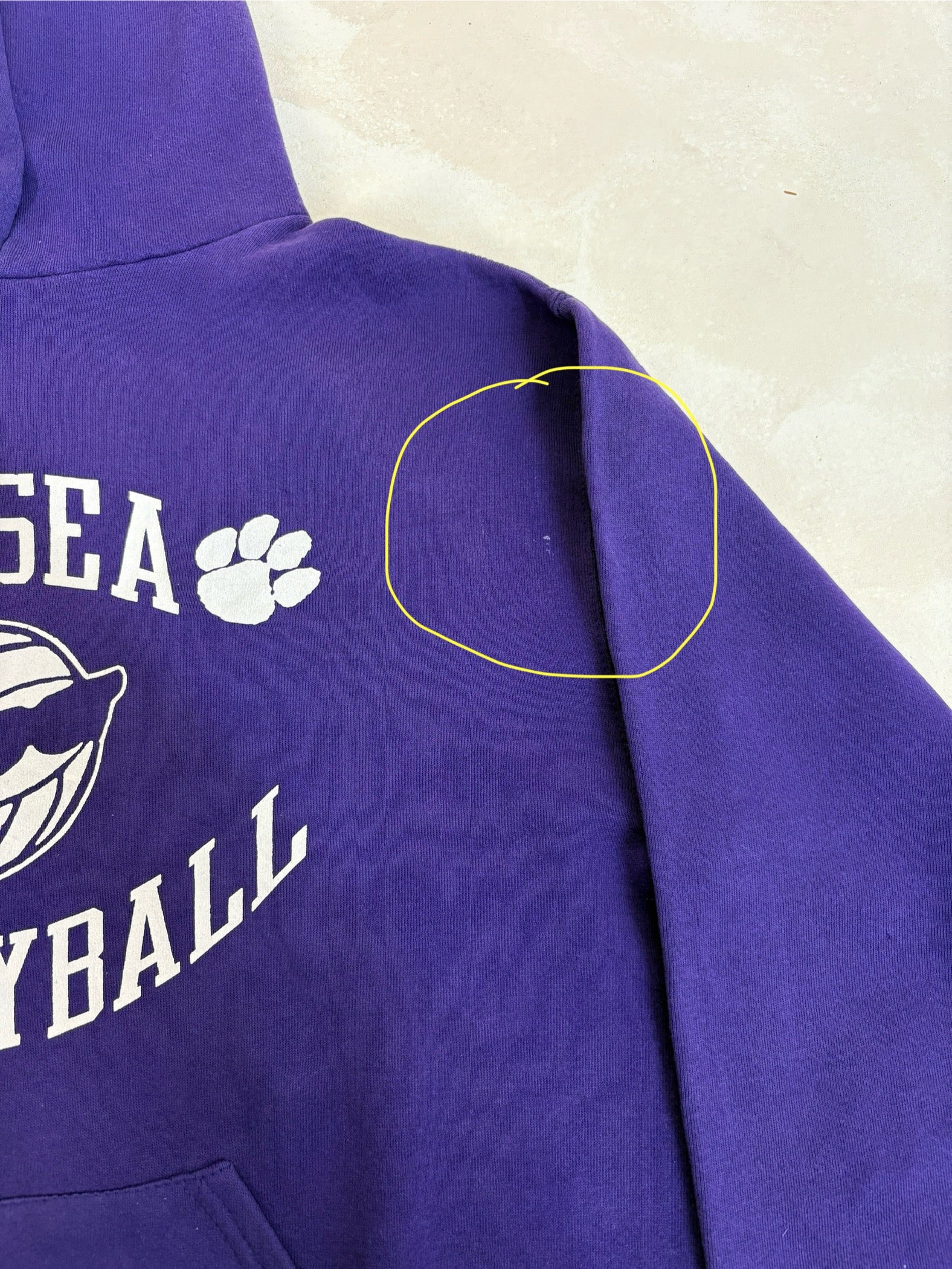 Size L Hooded Swansea Volleyball Made In USA - USA Vintage Bcn