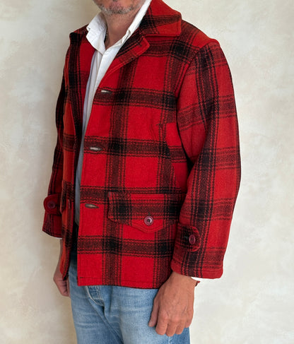Size Small. Vintage 1940s Sears Roebuck plaid wool hunting jacket