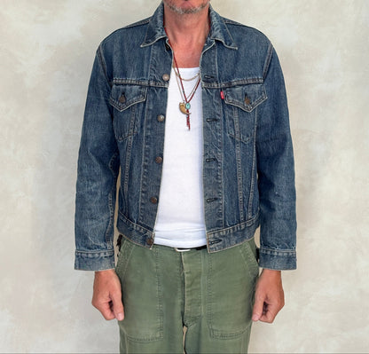 Size 38US / 48EU. Vintage Early 70s 2 pocket Levi’s Denim Jacket 70505 – Single Stitch, Made in USA-AJ357 Studio