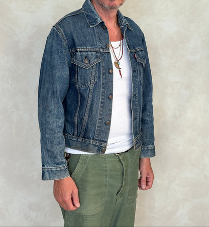 Size 38US / 48EU. Vintage Early 70s 2 pocket Levi’s Denim Jacket 70505 – Single Stitch, Made in USA-AJ357 Studio