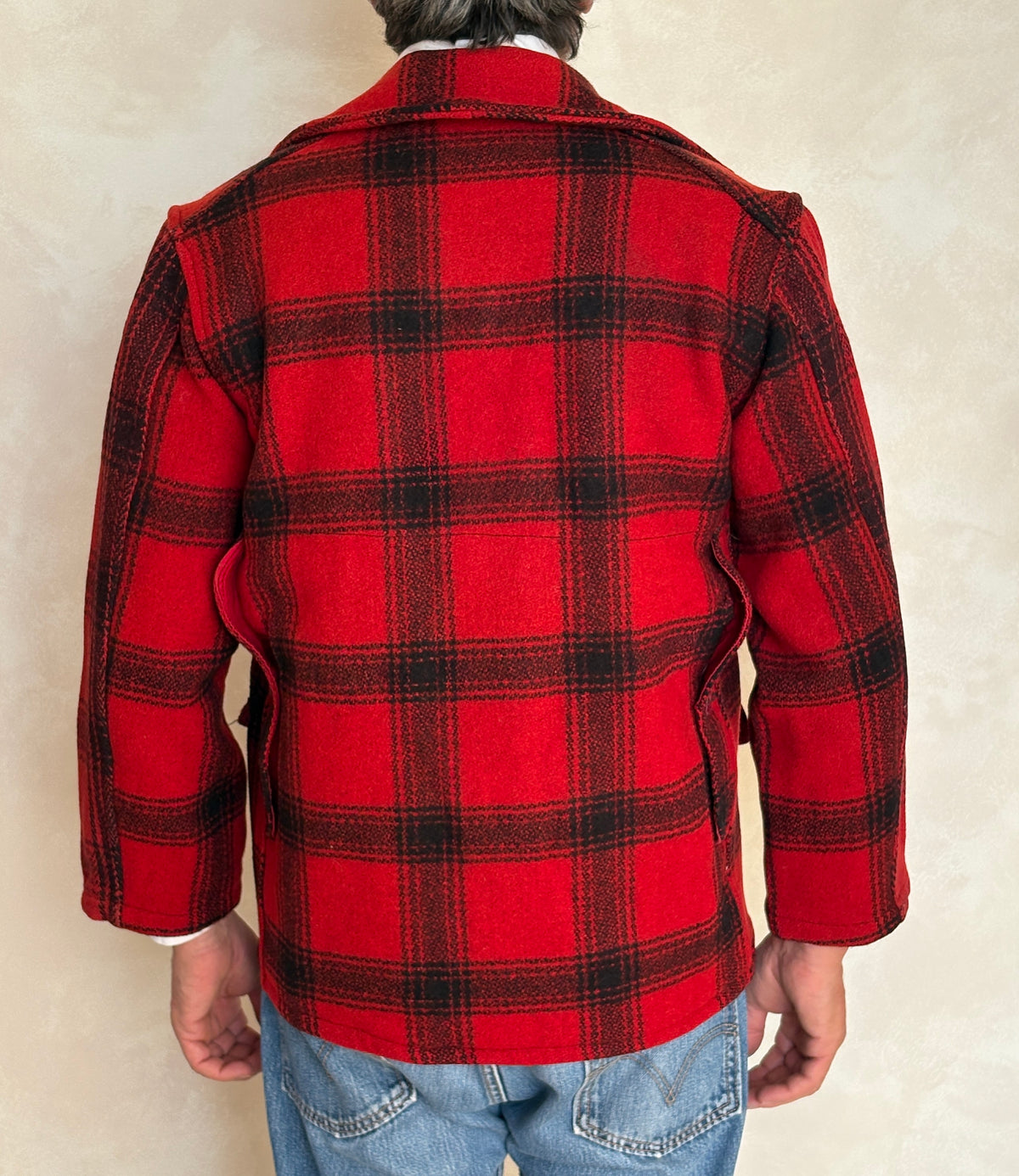 Size Small. Vintage 1940s Sears Roebuck plaid wool hunting jacket
