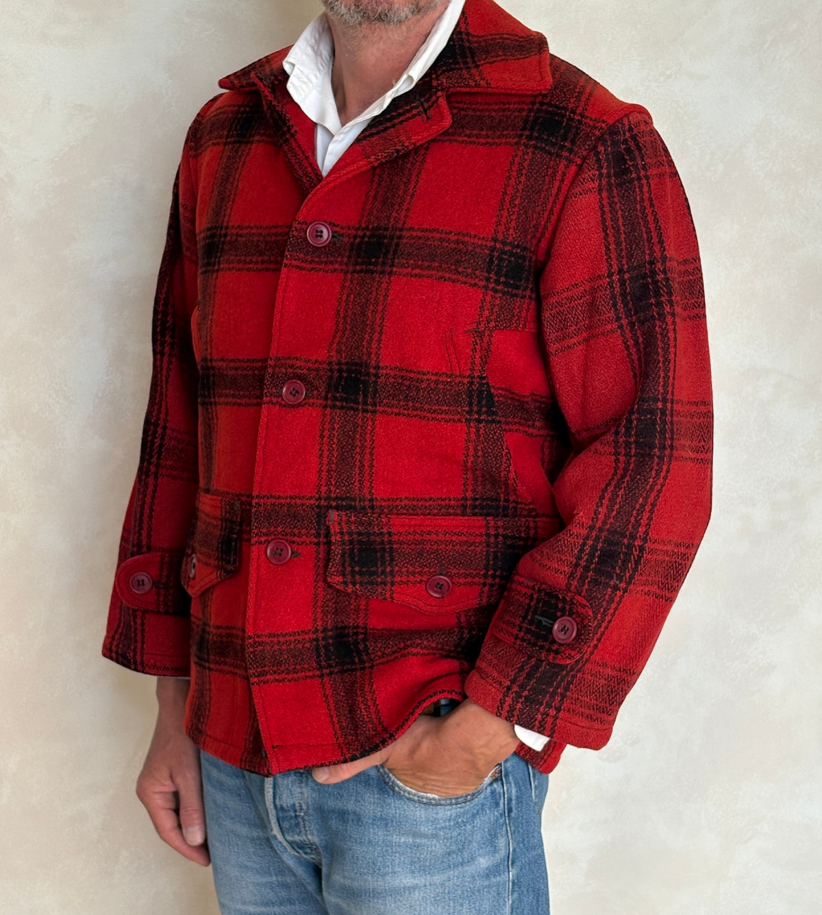 Size Small. Vintage 1940s Sears Roebuck plaid wool hunting jacket