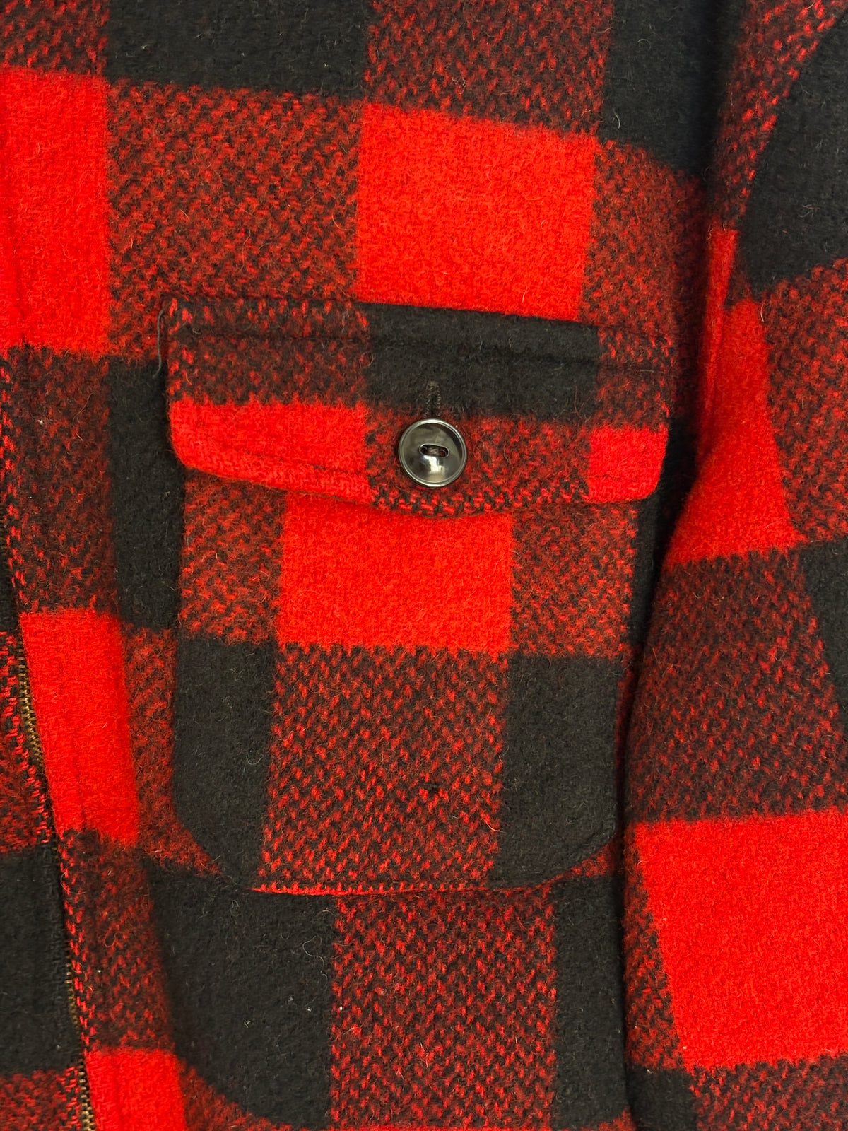 Vintage 1950s Utica N.Y. Wool Jacket Made in USA – Red Black Plaid Zip Workwear.