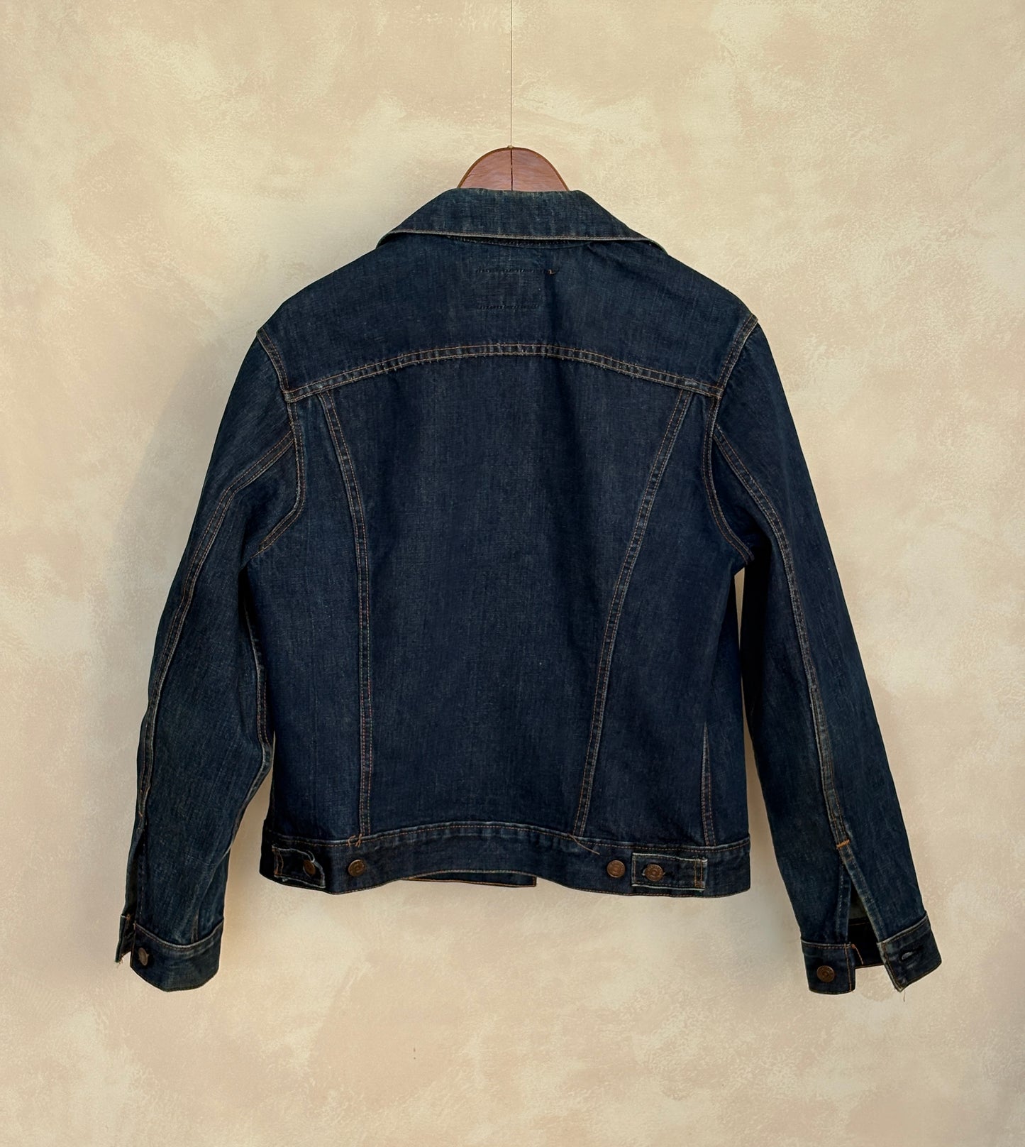 Size 42US / 42EU. Vintage Early 70s 2 pocket Levi’s Denim Jacket 70505 – Single Stitch, Made in USA - USA Vintage Bcn