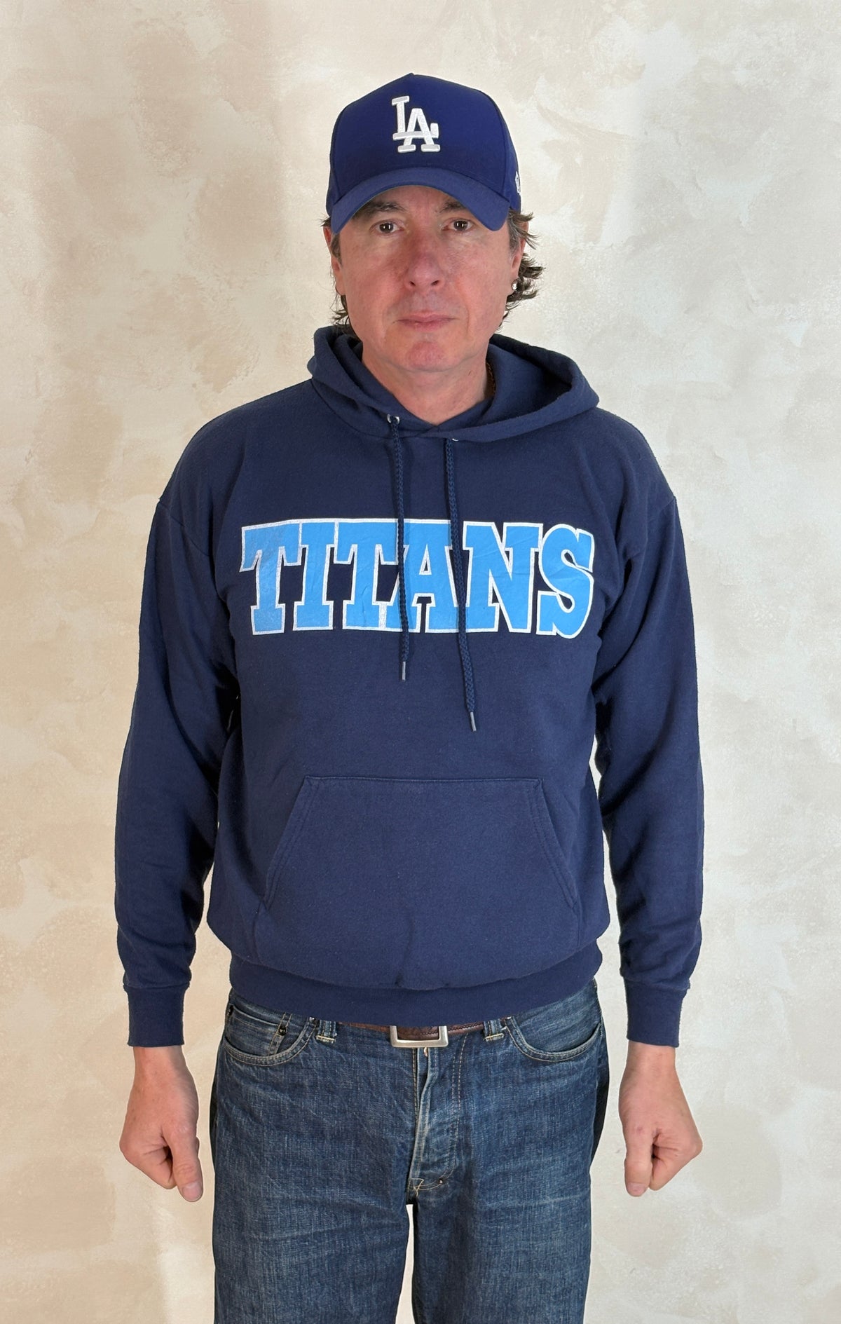 Titans Hoodie | Vintage Athletic Sweatshirt Size M-AJ357 Studio