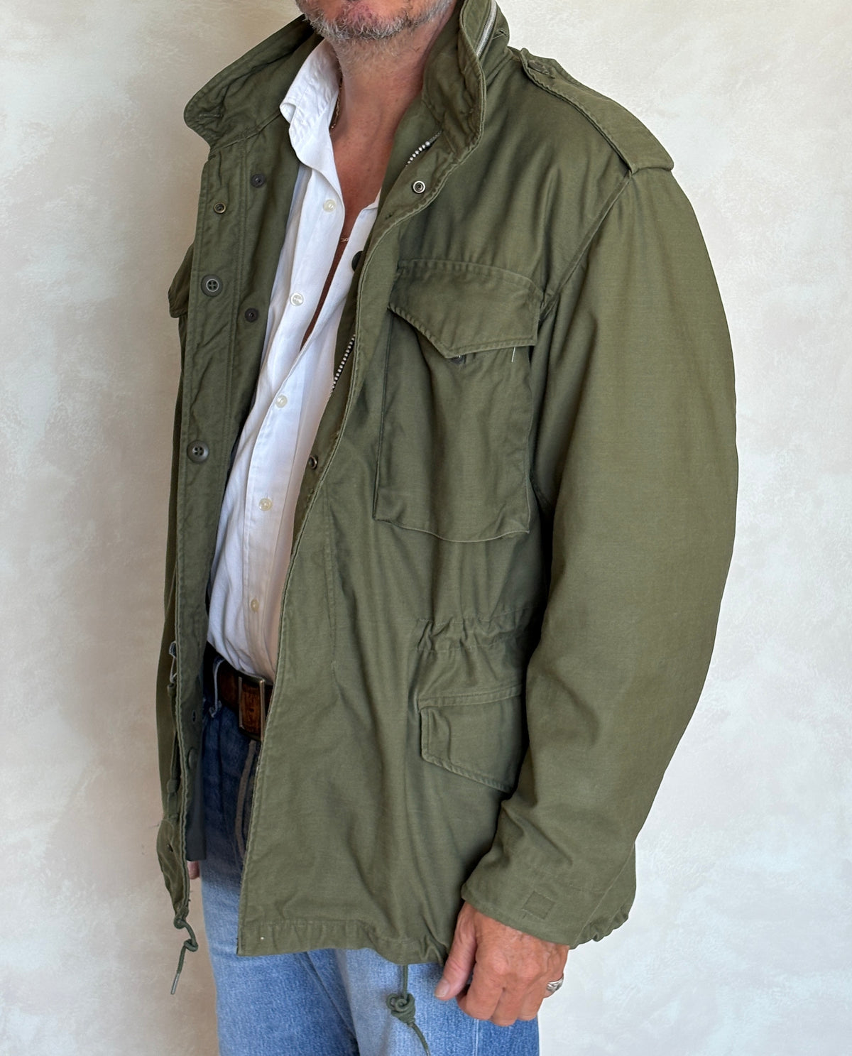 Vintage 1968 OG 107 US Army M-65 Field Jacket — Vietnam war era. Size Medium Regular