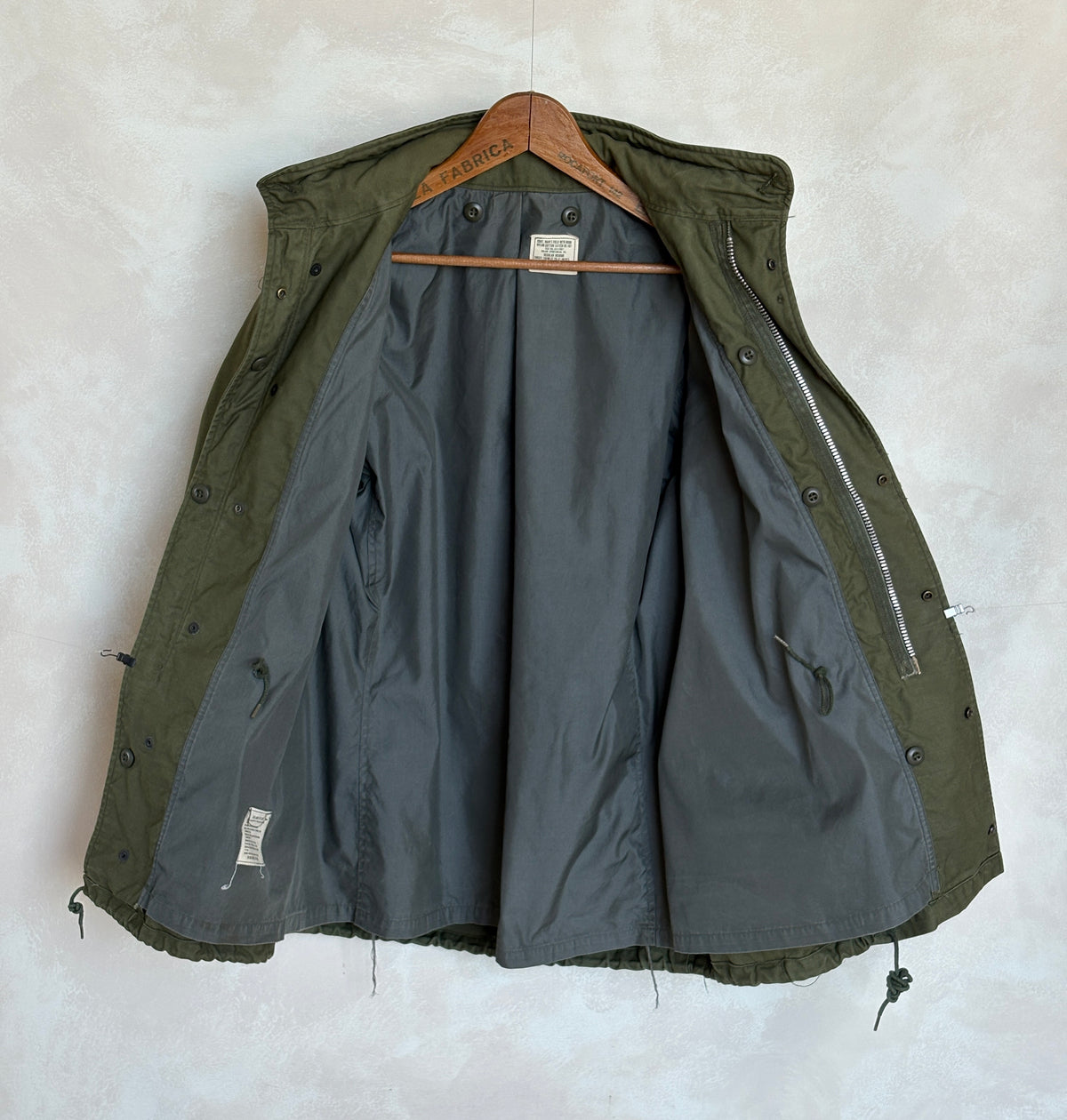 Vintage 1968 OG 107 US Army M-65 Field Jacket — Vietnam war era. Size Medium Regular
