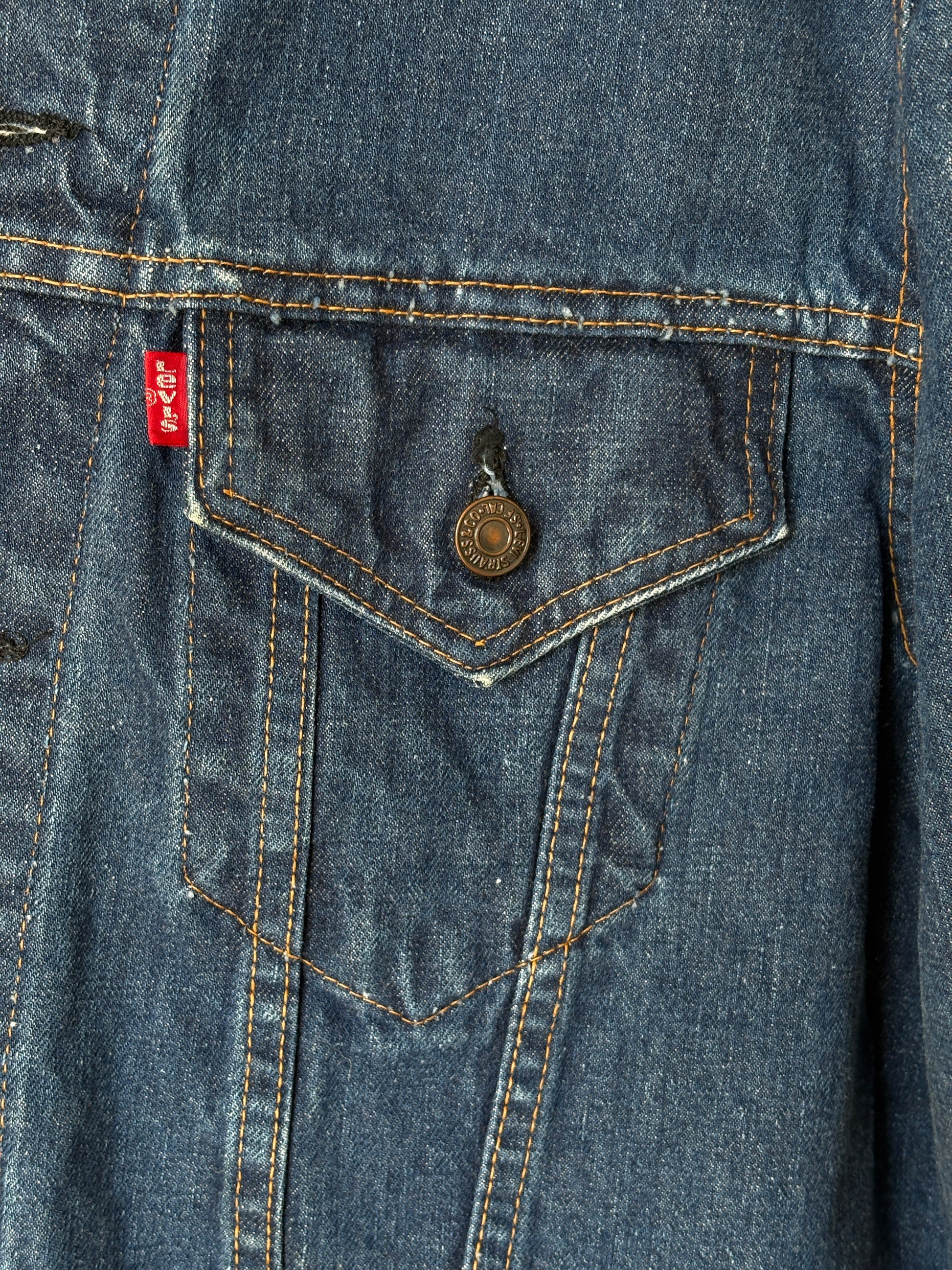 Size 46US / 56EU. Vintage Early 70s 2 pocket Levi’s Denim Jacket 70505 –Single Stitch, Made in USA - USA Vintage Bcn