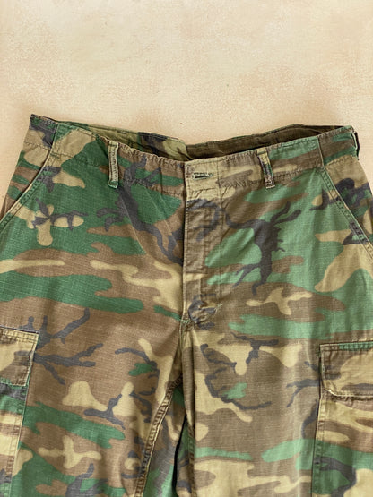 Med Short . Authentic US Army 1970 Vietnam war era camouflage jungle pants.-military-AJ357 Studio
