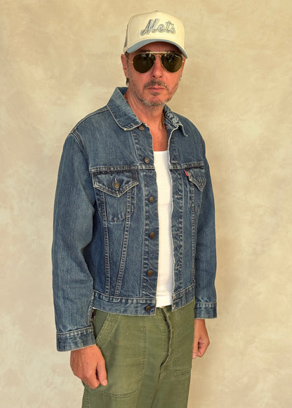 Vintage 70s Levi’s Type III Denim Trucker Jacket | Single Stitch | Size 40US | Classic 70505 Blue Jean Jacket | AJ357 Studio-AJ357 Studio