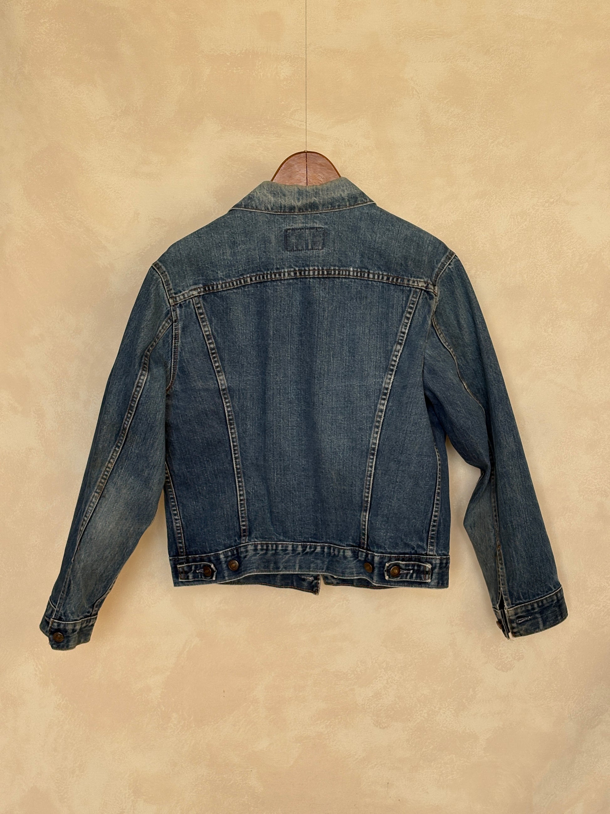 Vintage 70s Levi’s Type III Denim Trucker Jacket | Single Stitch | Size 40US | Classic 70505 Blue Jean Jacket | AJ357 Studio-AJ357 Studio