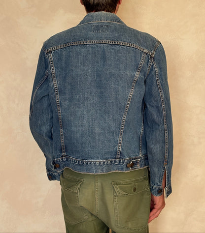Size 42US / 52EU. Vintage Early 70s 2 pocket Levi’s Denim Jacket 70505 – Single Stitch, Made in USA-AJ357 Studio