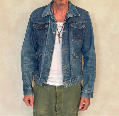 Size 40 Long US. Authentic 70s Wrangler denim jacket -4 pockets- Made in the USA-AJ357 Studio