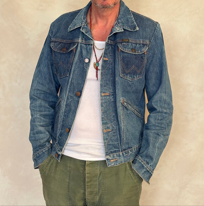Size 40 Long US. Authentic 70s Wrangler denim jacket -4 pockets- Made in the USA-AJ357 Studio