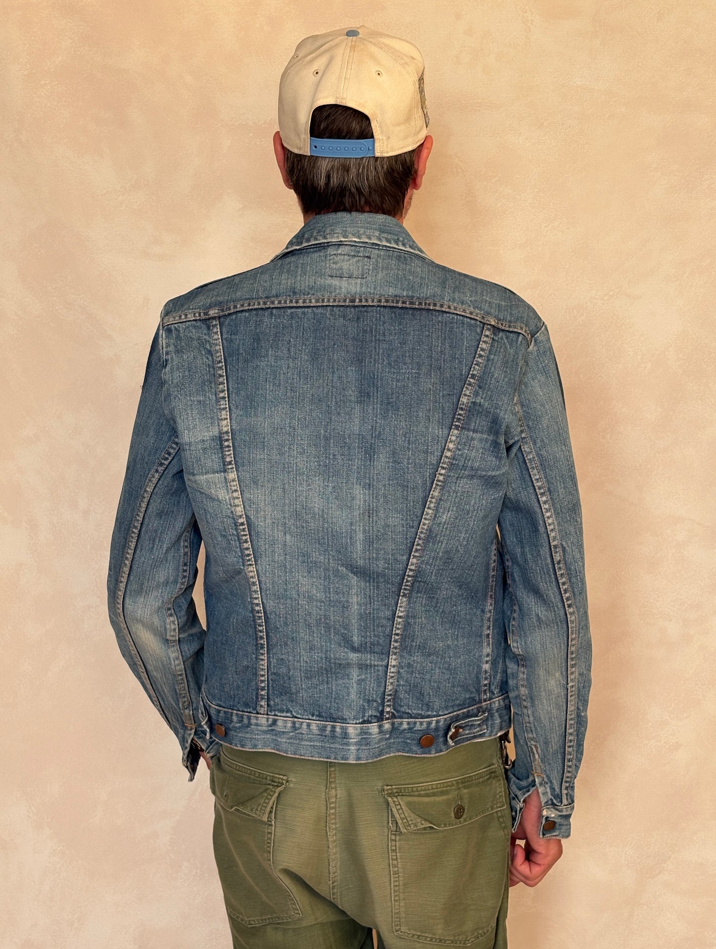 Size 40 Long US. Authentic 70s Wrangler denim jacket -4 pockets- Made in the USA - USA Vintage Bcn