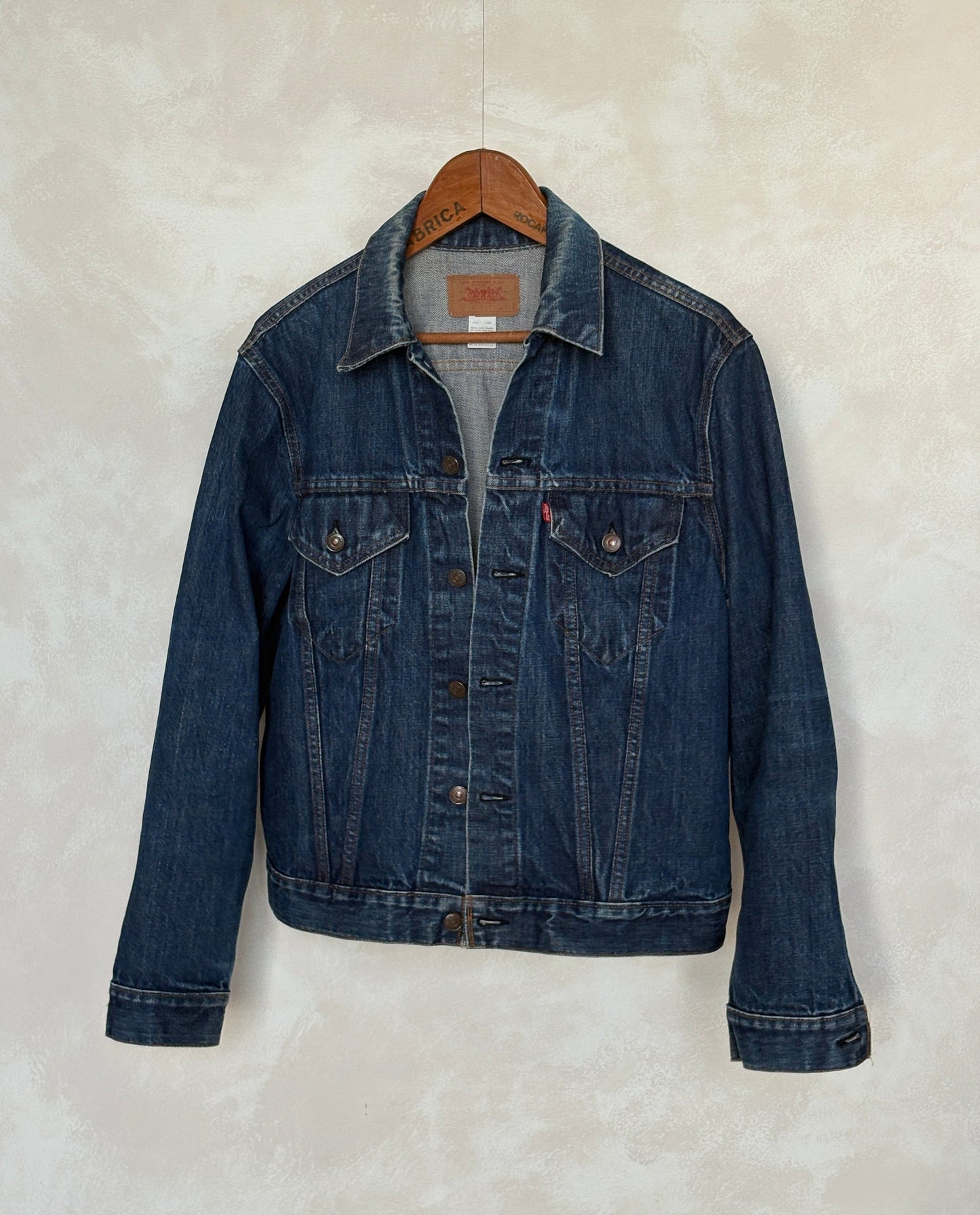 Size 42US / 52EU. Vintage 70s 2 pocket Levi’s Denim Jacket 70505 – Double Stitch, Made in USA - USA Vintage Bcn