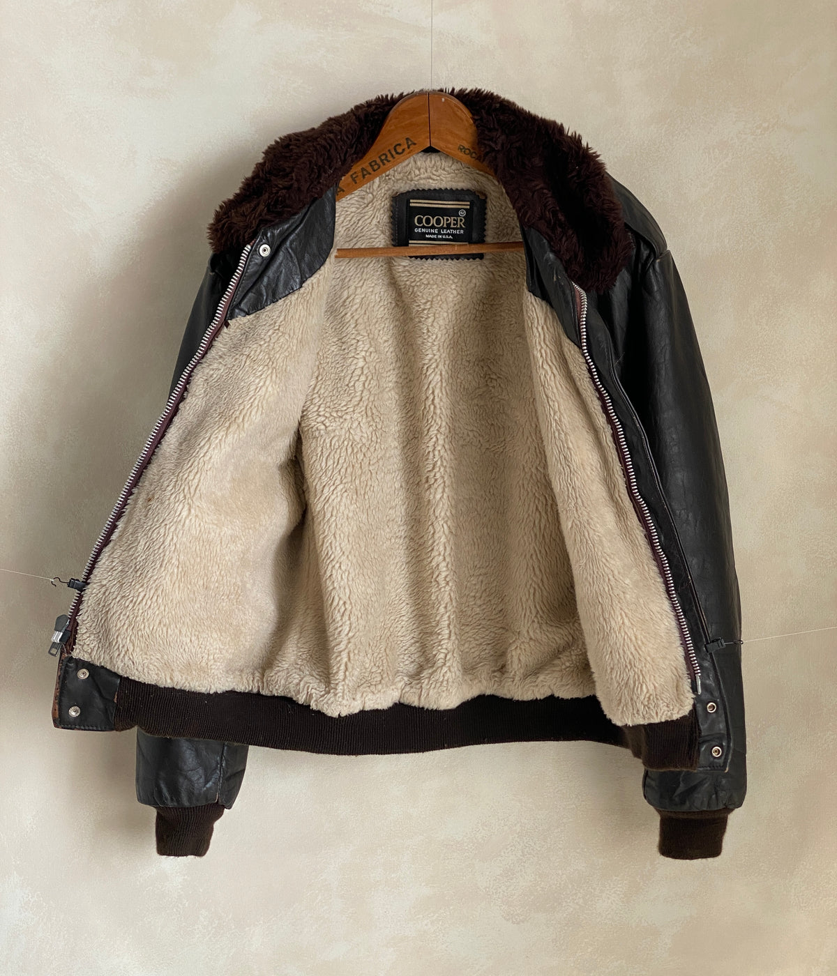 Vintage Flight leather jacket by Cooper – Made in the USA – Size 42 US / 52 EU-AJ357 Studio