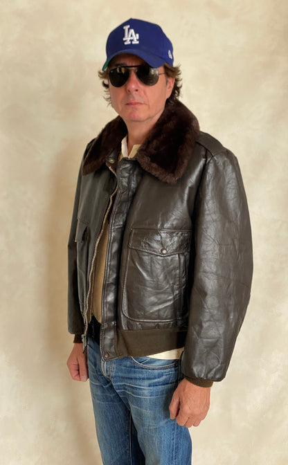 Vintage Aviator Leather Bomber Flight Jacket – Size 44US Regular / 54EU – Classic Style-AJ357 Studio