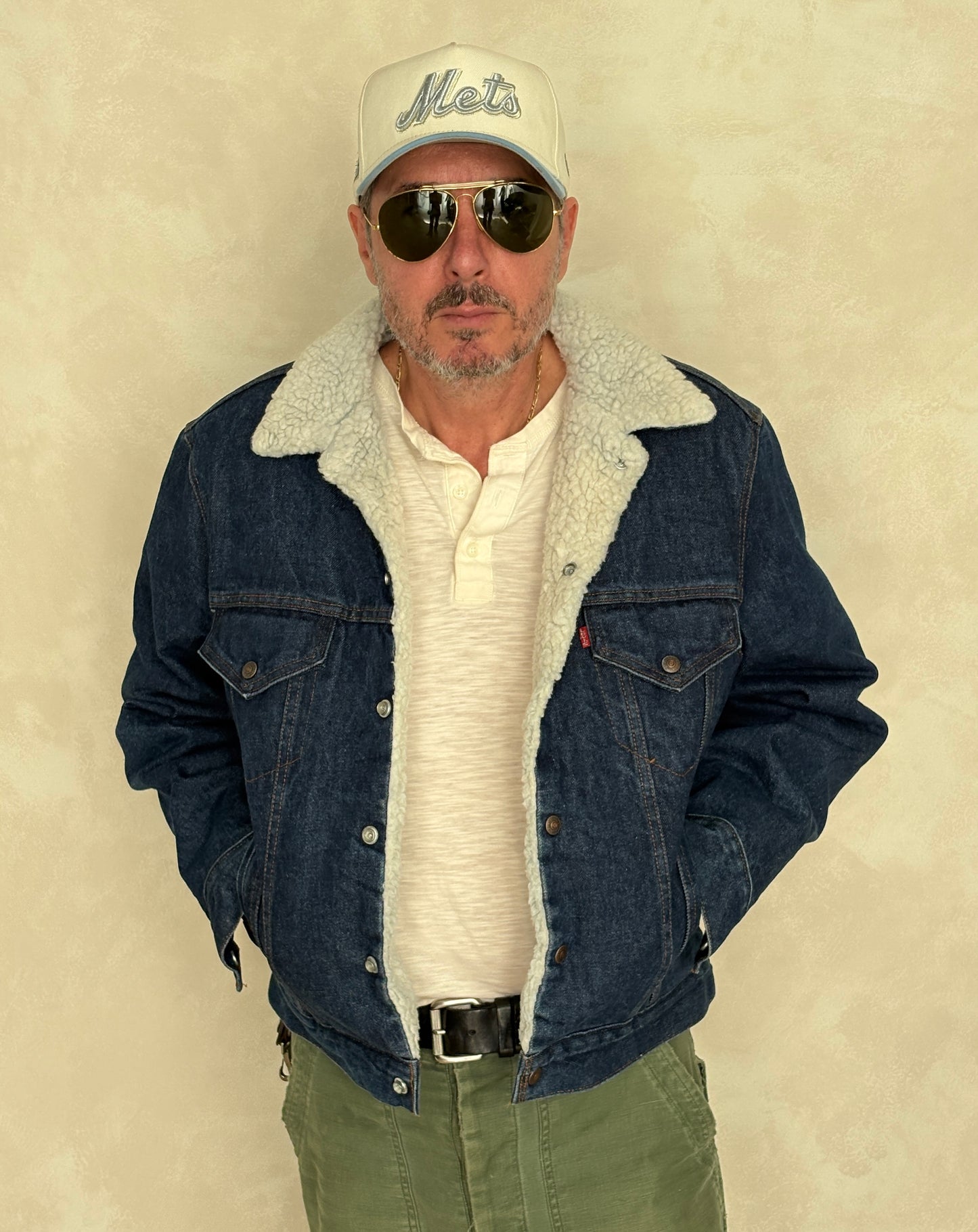 Size 42US/52EU. 4 pockets Vintage 80s Levis fleece Jacket Made in USA.