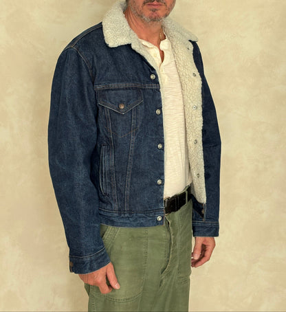 Size 42US/52EU. 4 pockets Vintage 80s Levis fleece Jacket Made in USA.-AJ357 Studio