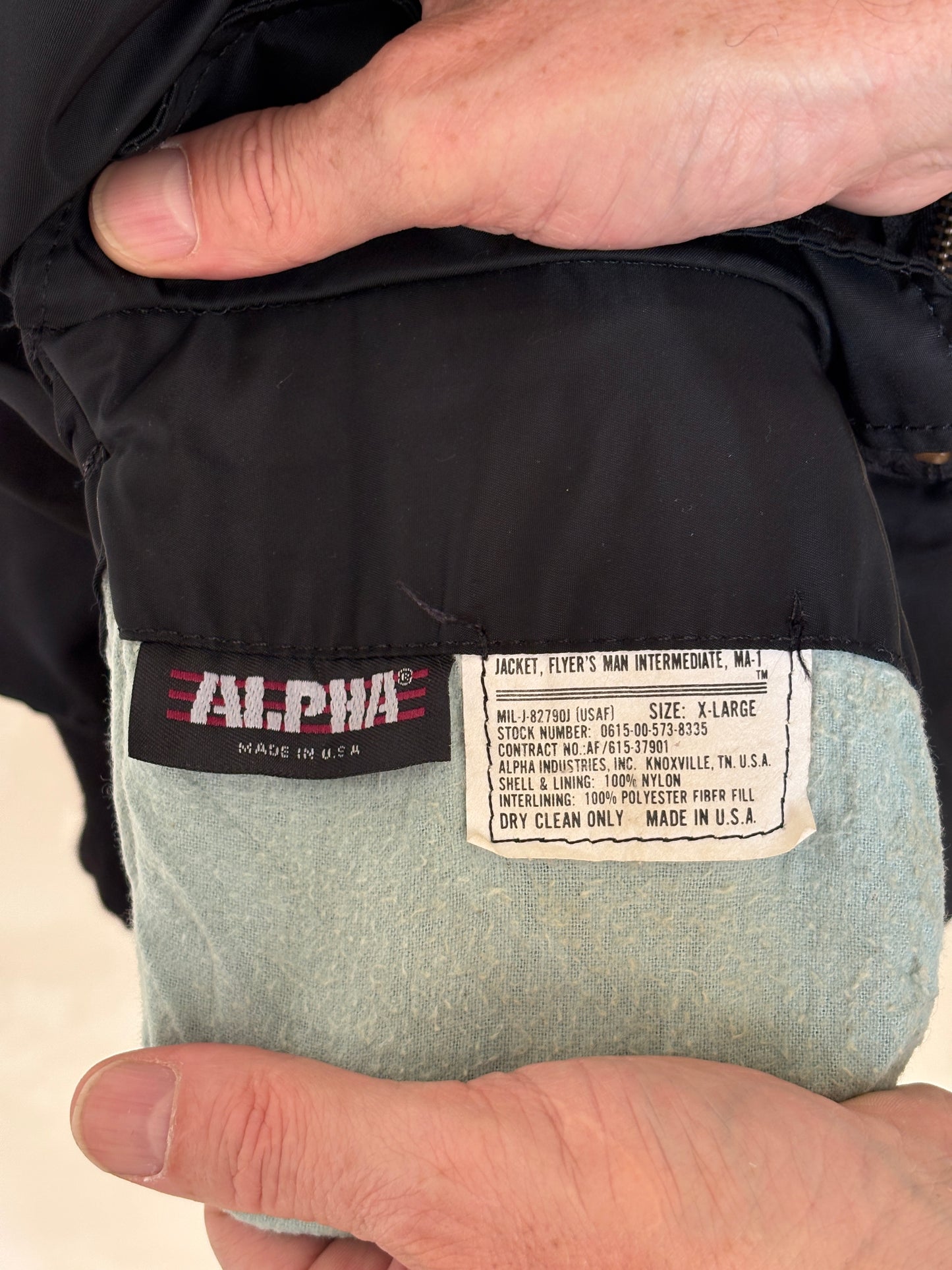 XL. vintage 90s Alpha Industries flying intermediate type MA-1 jacket, Made in USA