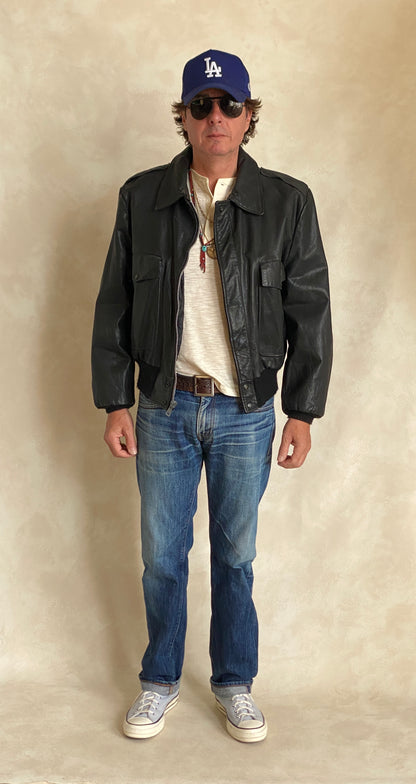 Size XL. Vintage Black leather bomber Flight Jacket Aviator-AJ357 Studio