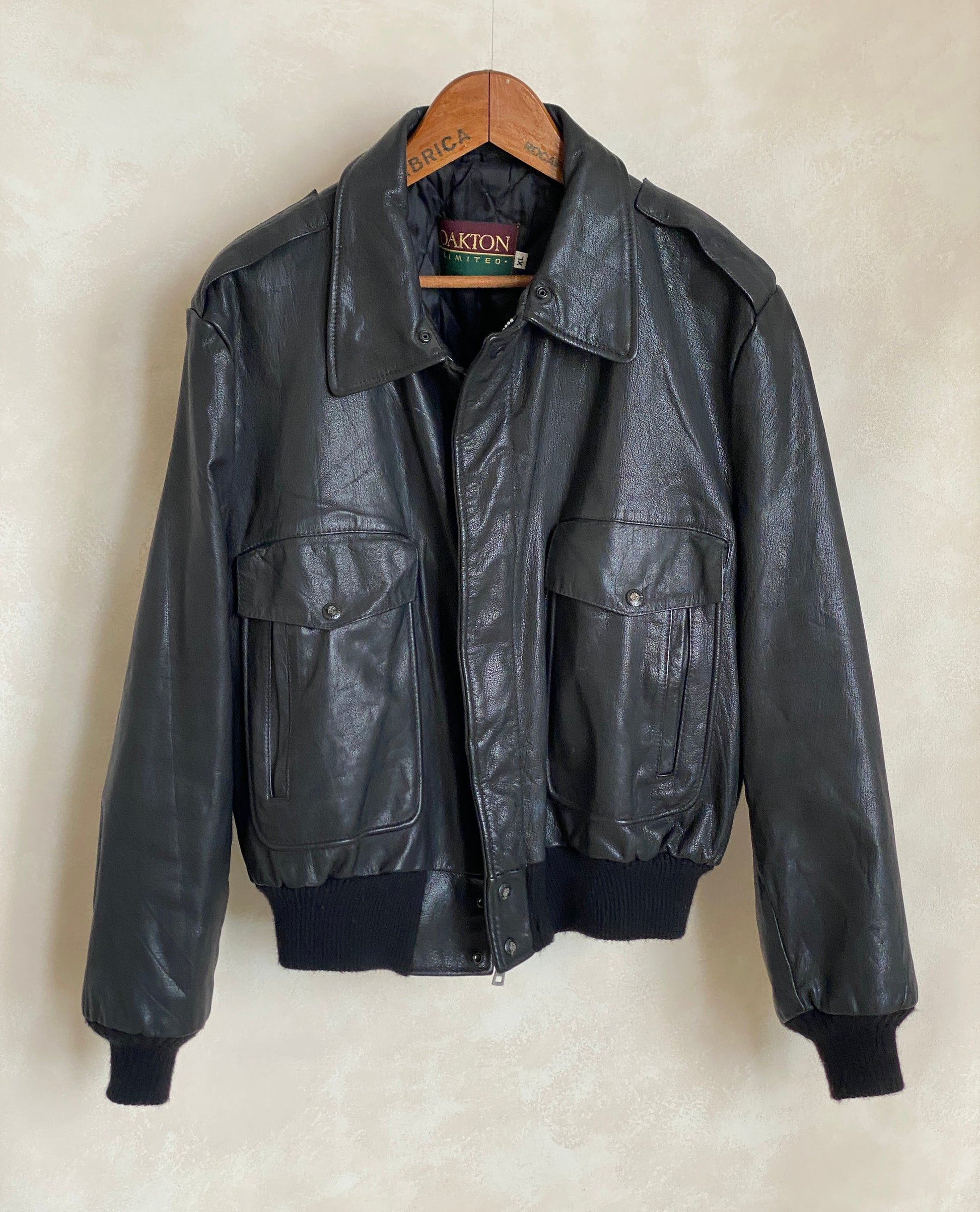 Vintage black leather bomber flight jacket aviator size XL made in USA AJ357 Studio
