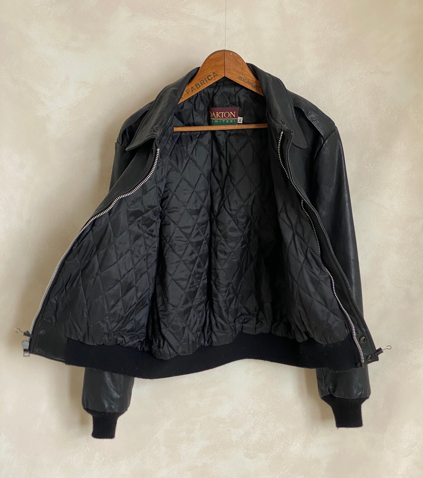 Vintage black leather bomber flight jacket aviator size XL made in USA AJ357 Studio