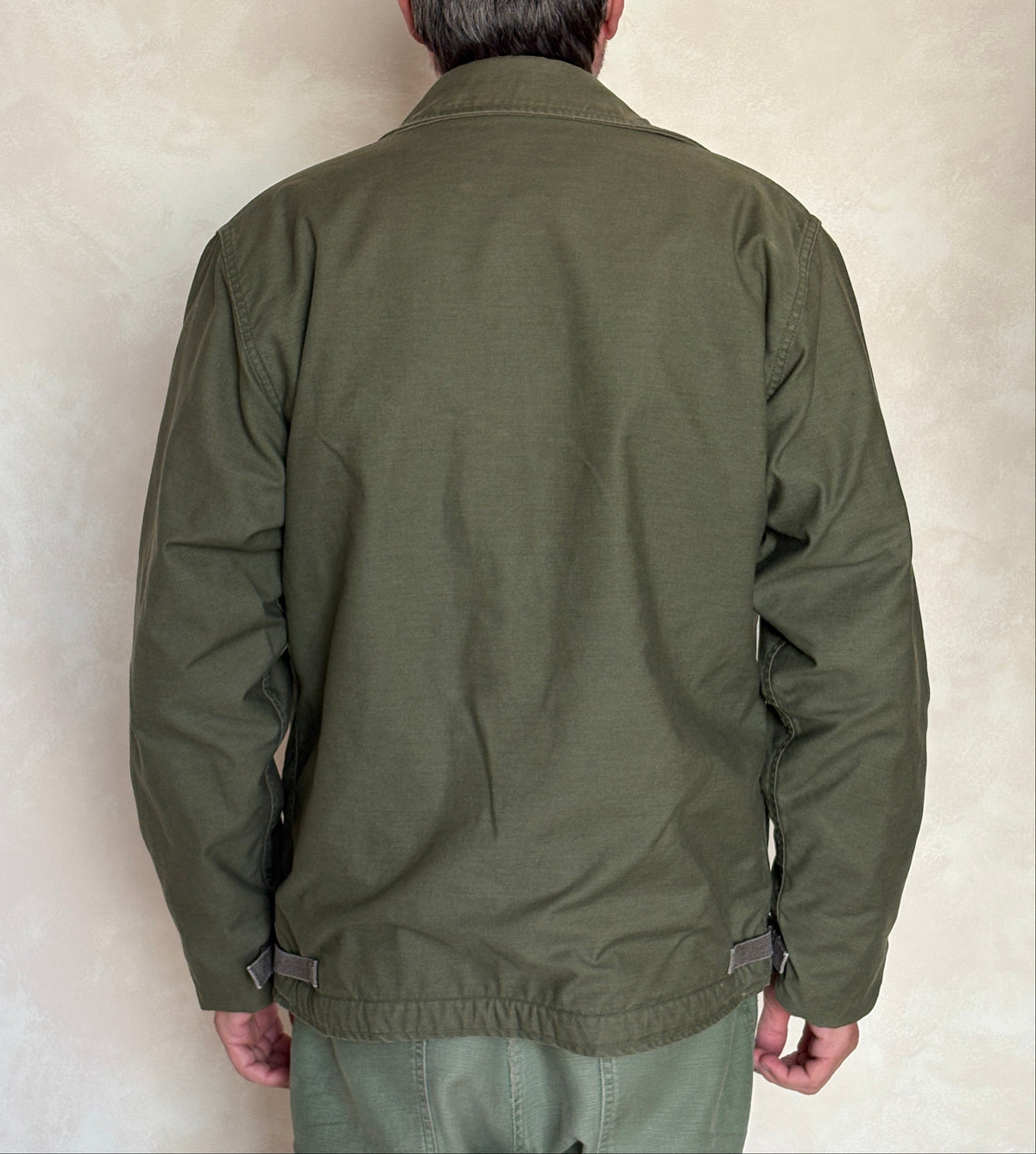 US Navy A-2 Deck Jacket — 1986 Issue, Authentic Military Outerwear. Size Large-AJ357 Studio
