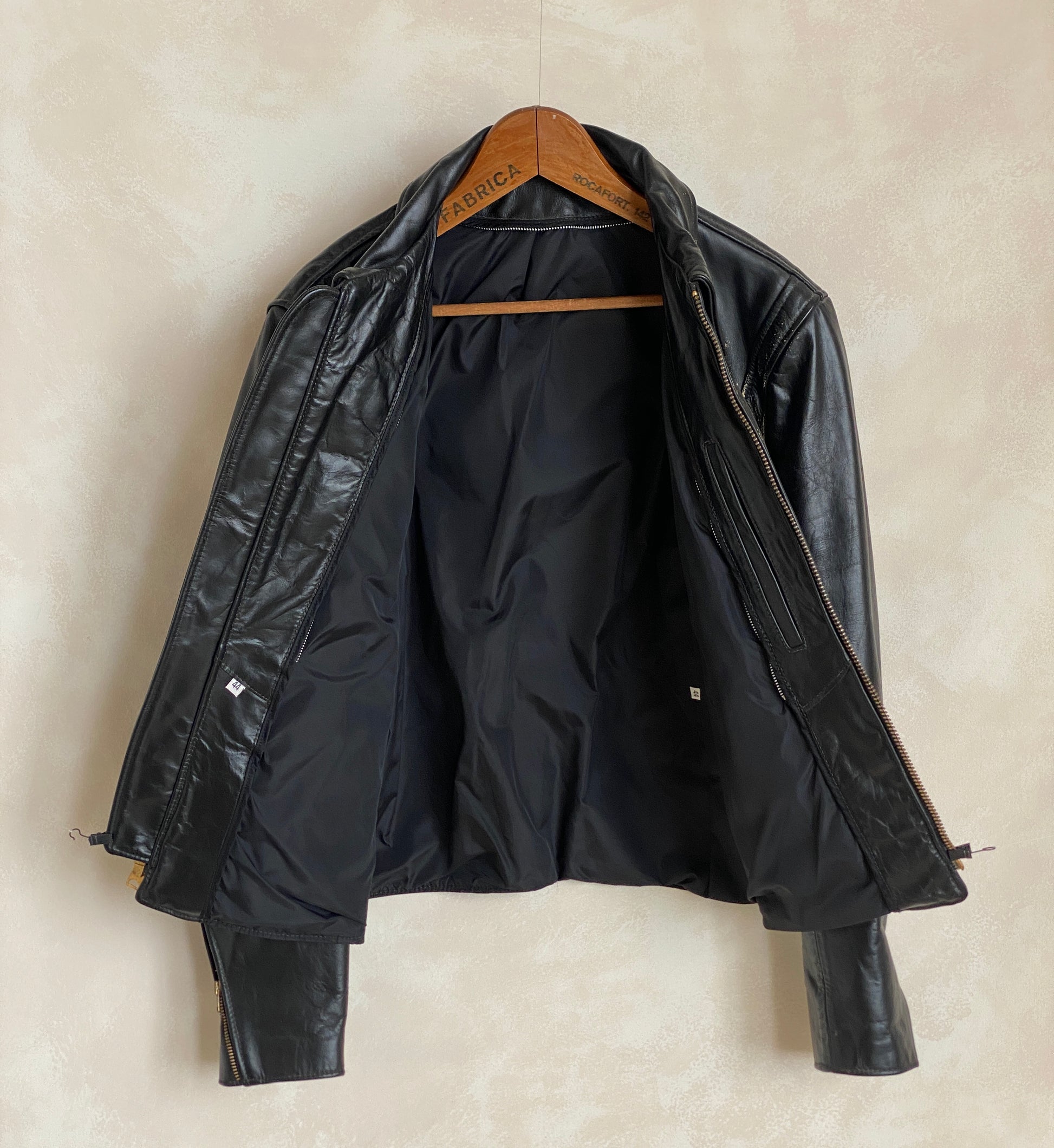 vintage 70s heavy leather motorcycle jacket made in usa size 44us 54eu aj357 studio