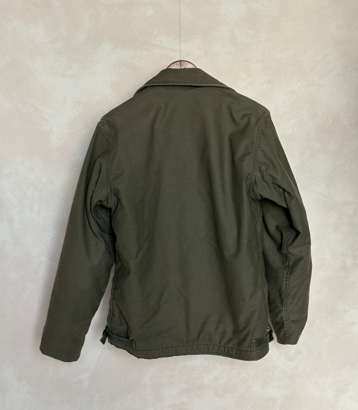 US Navy A-2 Deck Jacket — Authentic Military Outerwear. Size Medium-AJ357 Studio
