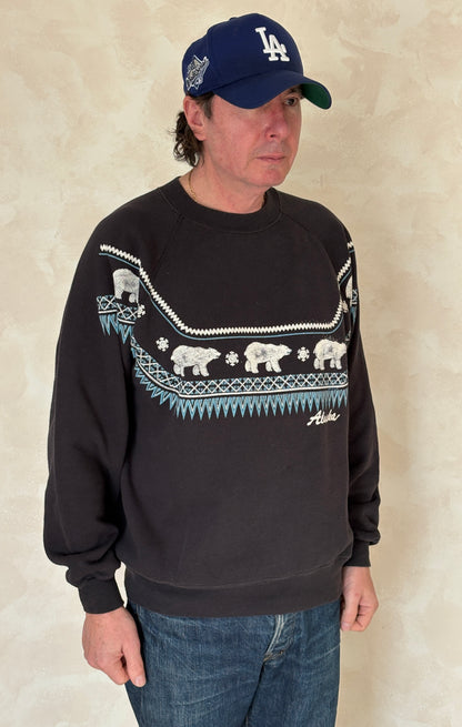 Size XL Crew Neck Alaska Made in USA By Hanes-AJ357 Studio