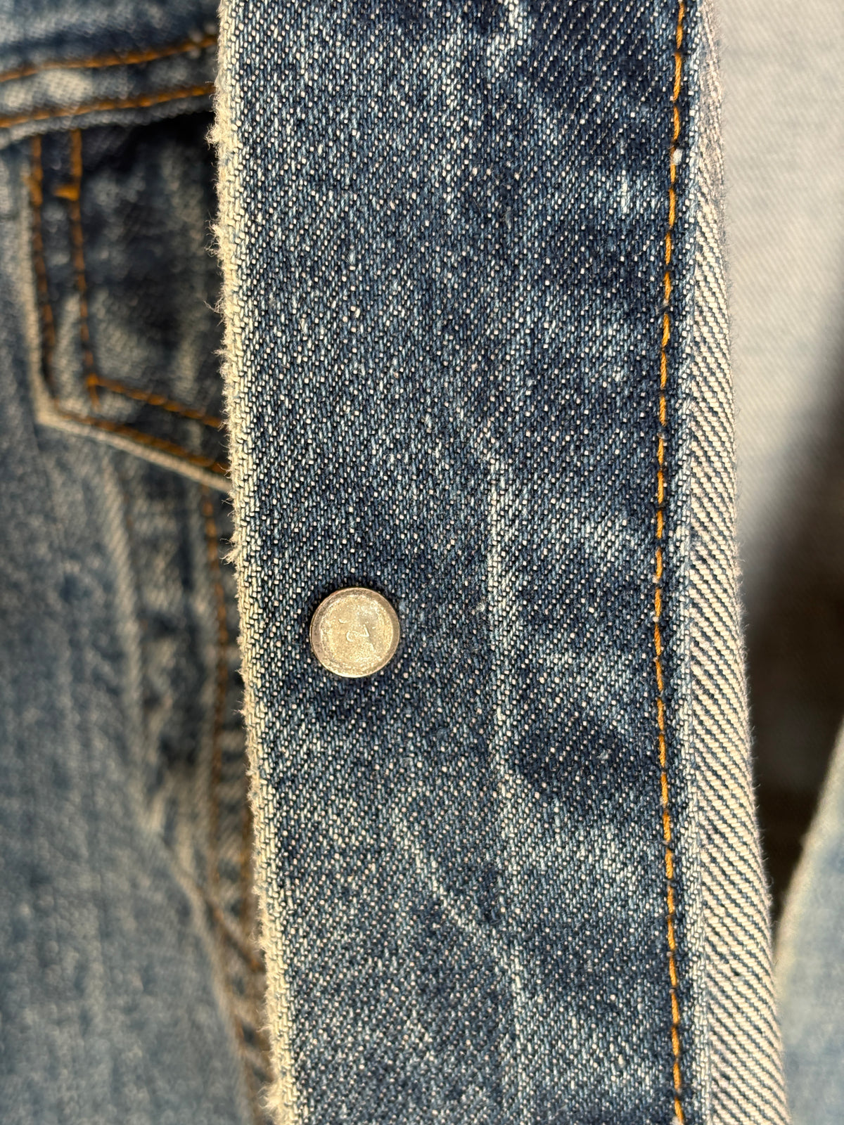 Vintage 70s Levi’s denim jacket – 2 pocket trucker made in USA – size 40 US / 50 EU-AJ357 Studio