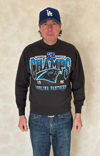 Size M Crew Neck Carolina Panthers Champions 1998 Made By Fruit of the Loom-AJ357 Studio
