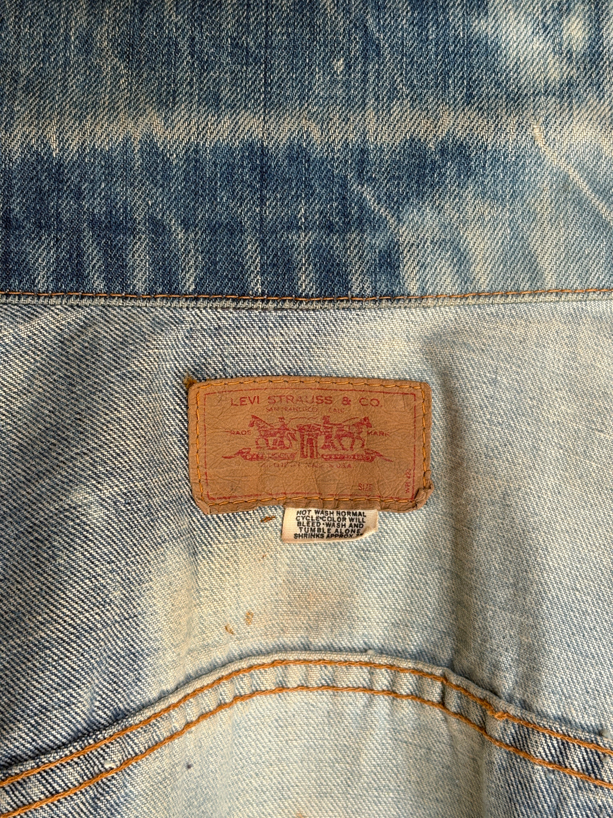 Vintage 70s Levi’s denim jacket – 2 pocket trucker made in USA – size 38 US / 48 EU-AJ357 Studio