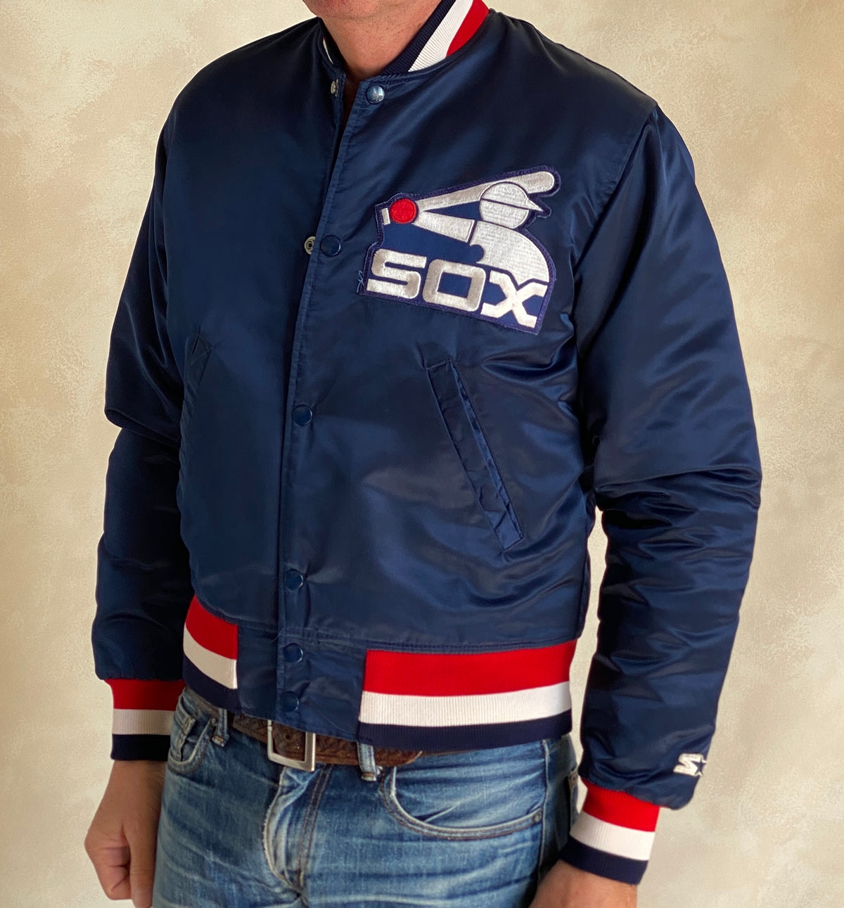 Size Small . Vintage White Sox Starter jacket Made In USA-AJ357 Studio