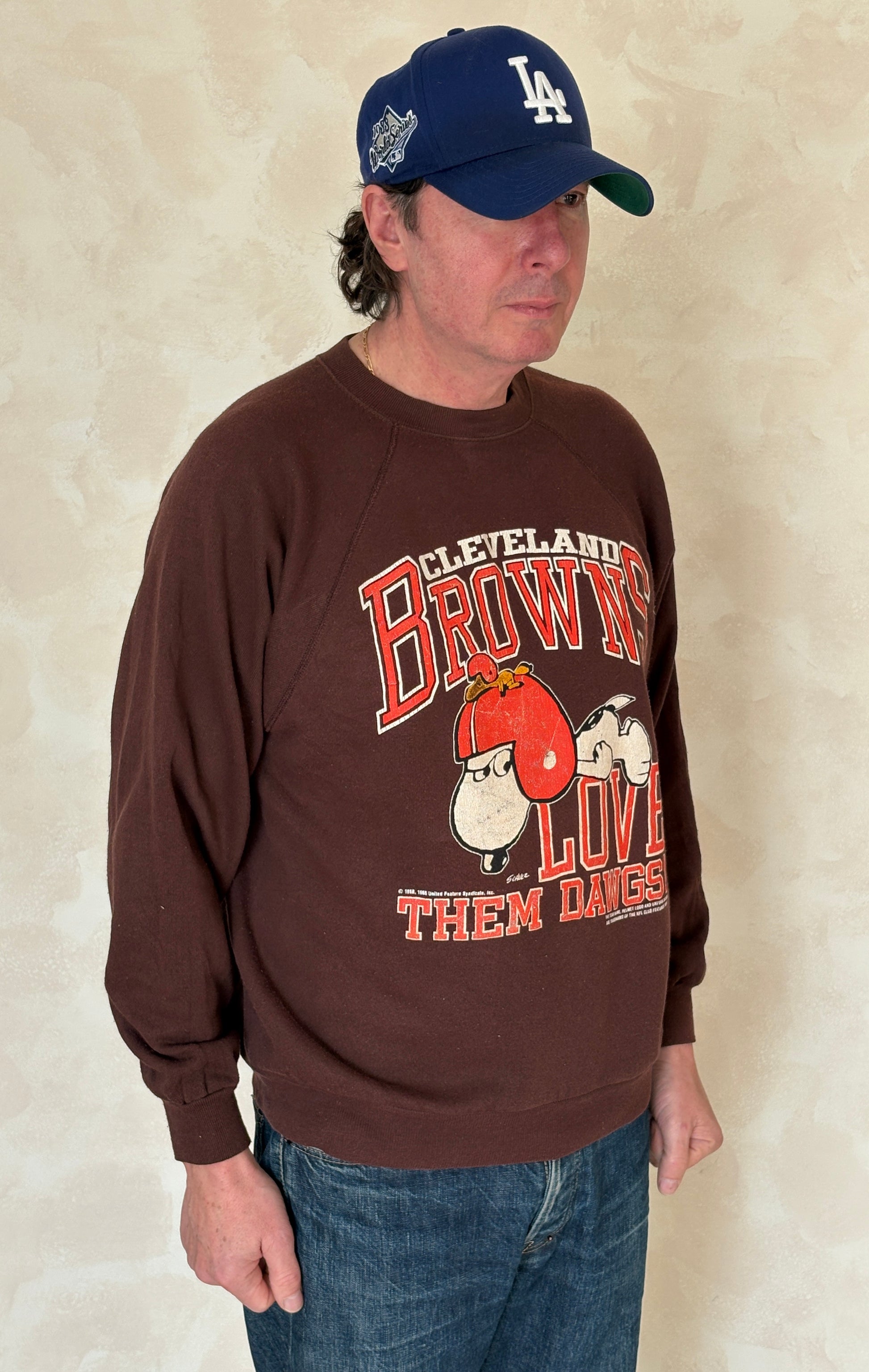 vintage cleveland browns sweatshirt, snoopy crewneck, russell athletic made in usa, vintage nfl sweatshirt, 80s sportswear