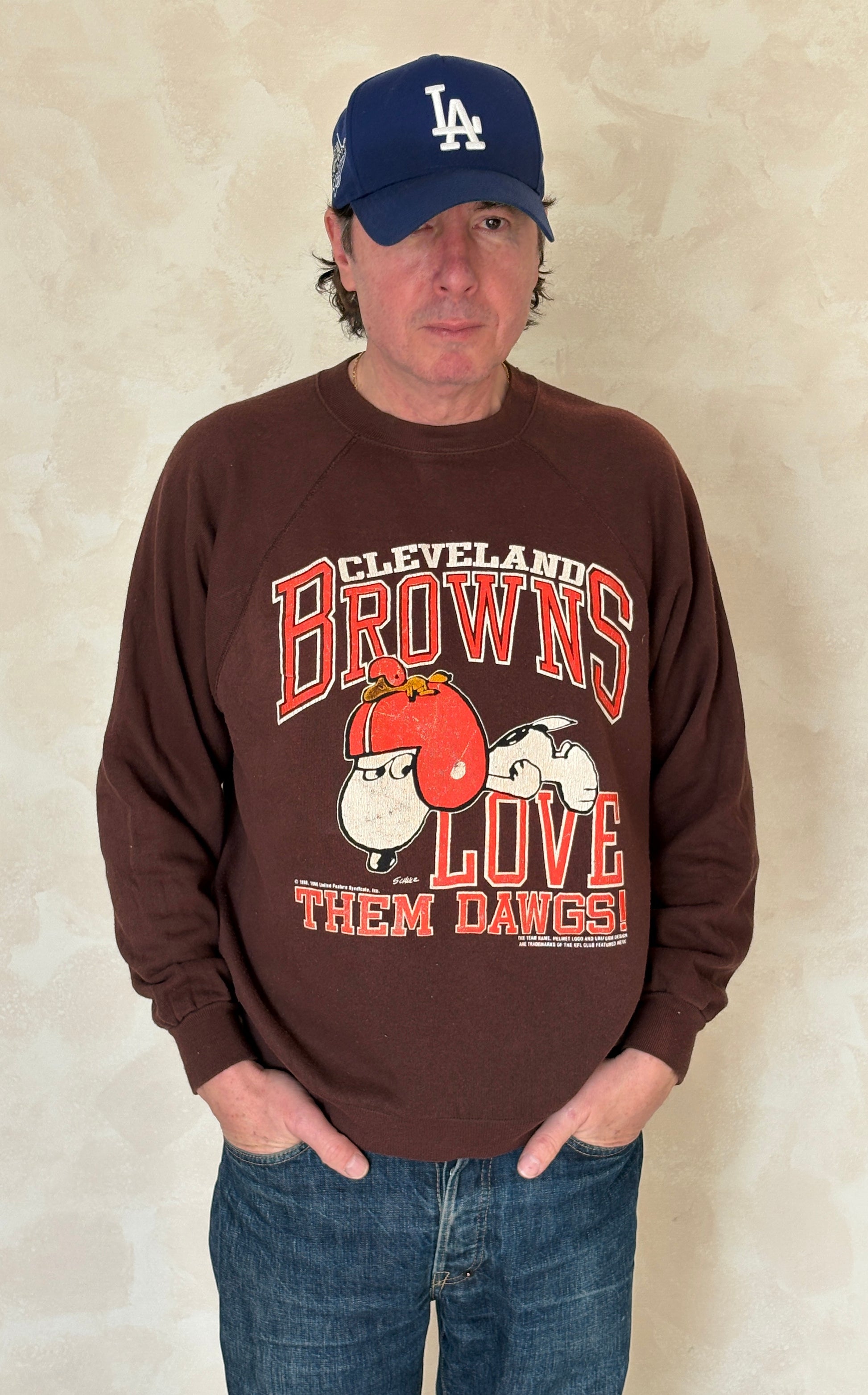 vintage cleveland browns sweatshirt, snoopy crewneck, russell athletic made in usa, vintage nfl sweatshirt, 80s sportswear