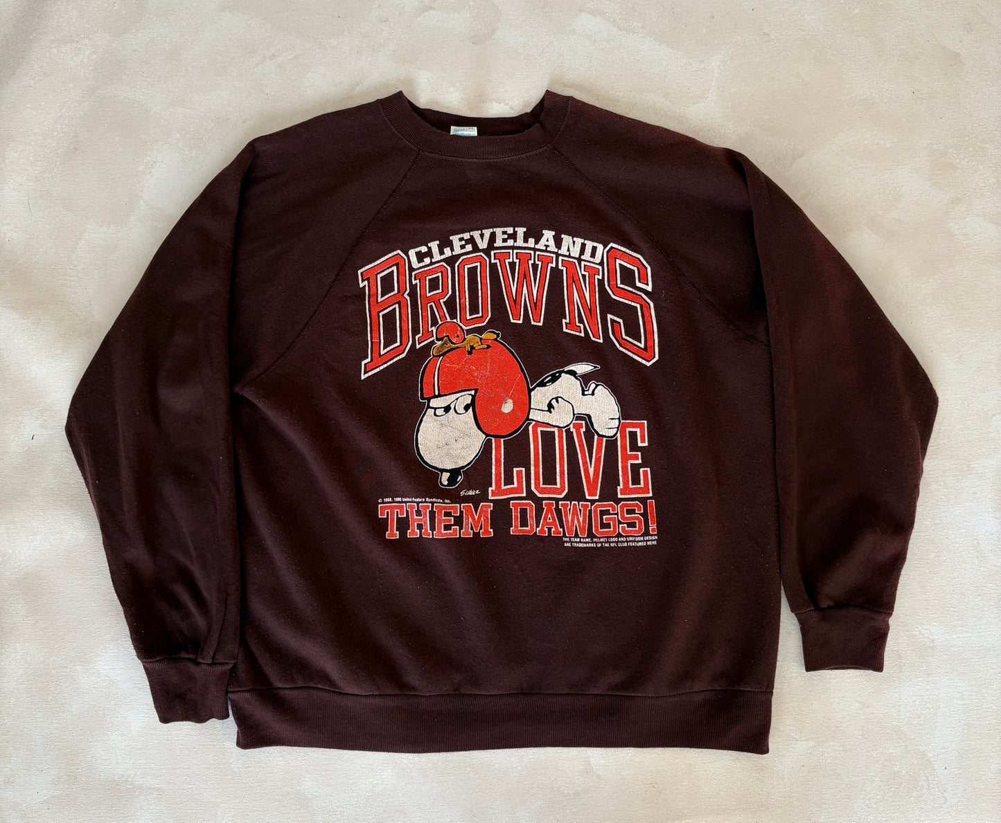 vintage cleveland browns sweatshirt, snoopy crewneck, russell athletic made in usa, vintage nfl sweatshirt, 80s sportswear