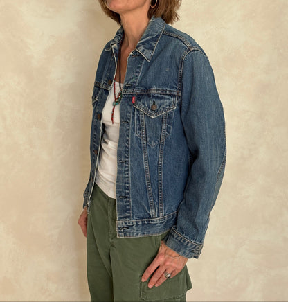 Size 36US / 46EU . Vintage Early 70s 2 pocket Levi’s Denim Jacket 70505 – Single Stitch, Made in USA-AJ357 Studio