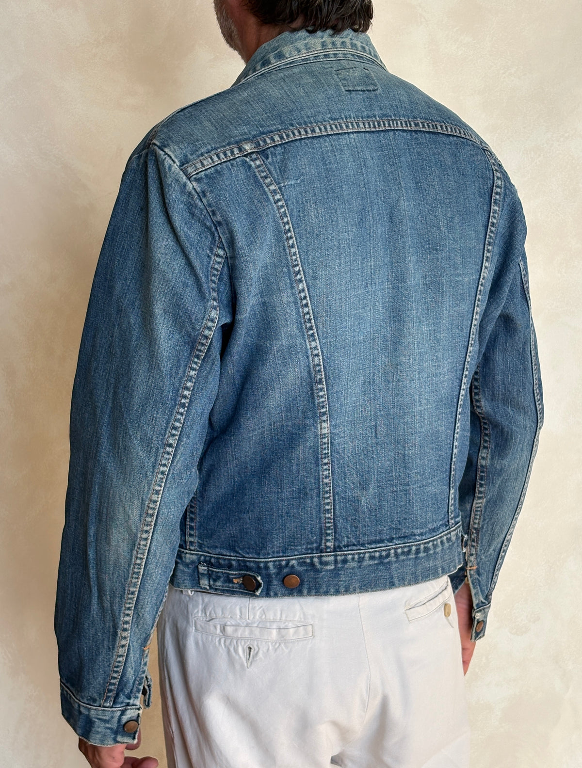 Size 44US / 54 EU Authentic 70s Wrangler denim jacket -4 pockets- Made in the USA-AJ357 Studio
