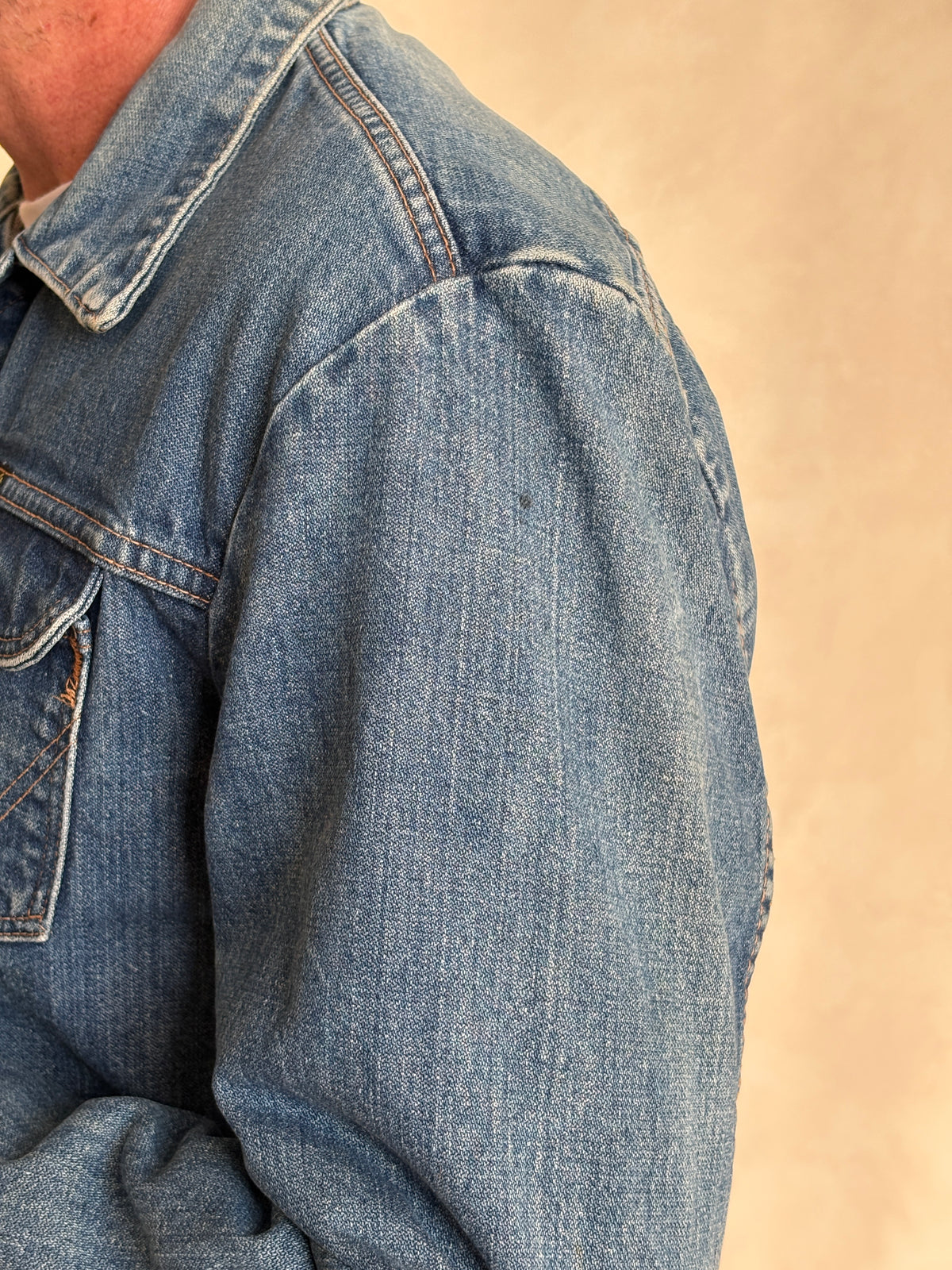 Size 44US / 54 EU Authentic 70s Wrangler denim jacket -4 pockets- Made in the USA-AJ357 Studio