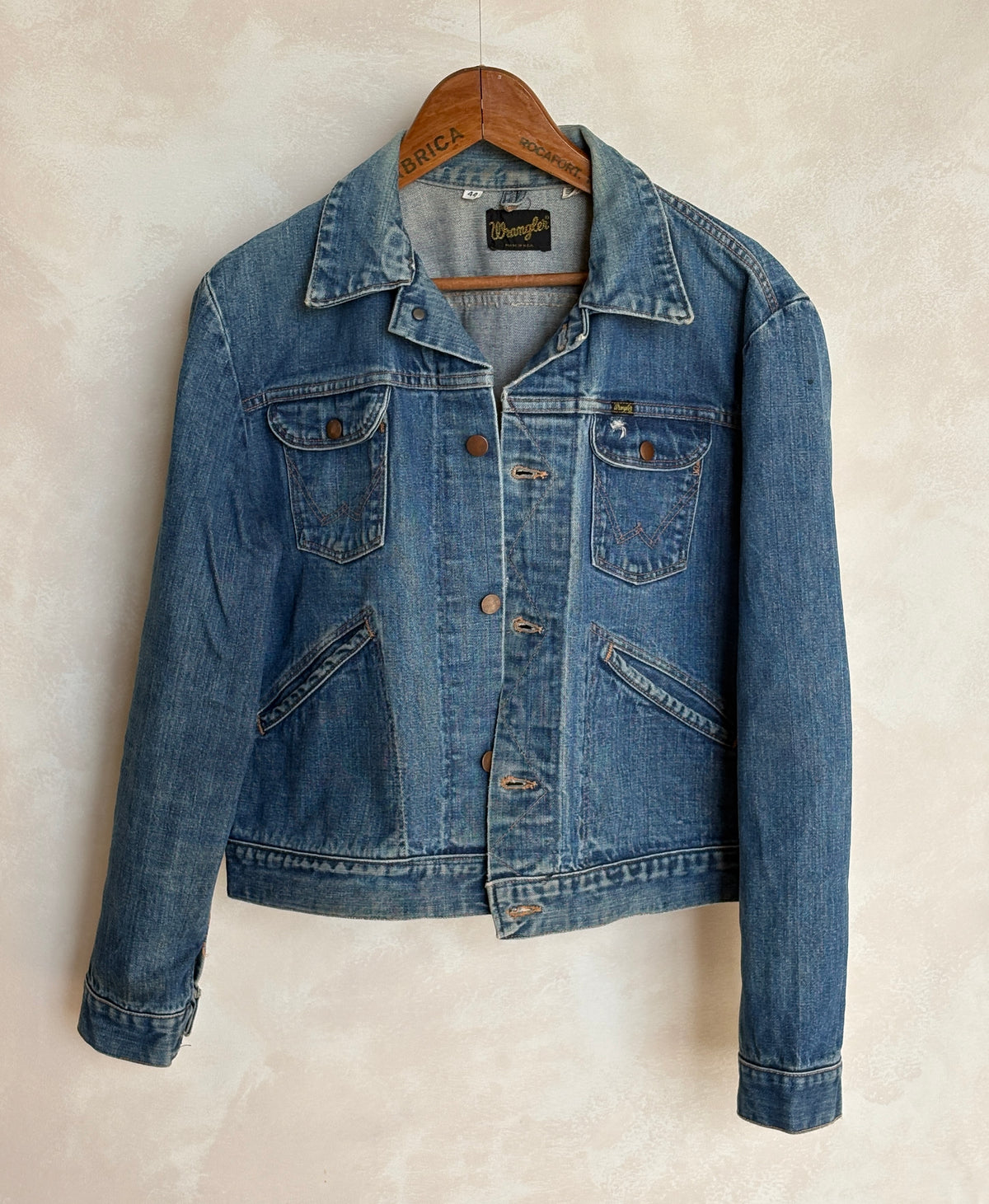 Size 44US / 54 EU Authentic 70s Wrangler denim jacket -4 pockets- Made in the USA-AJ357 Studio