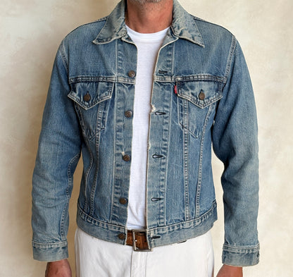 Size 40US / 50EU. Vintage 70s 2 pocket Levi’s Denim Jacket 70505 – Double Stitch, Made in USA-AJ357 Studio
