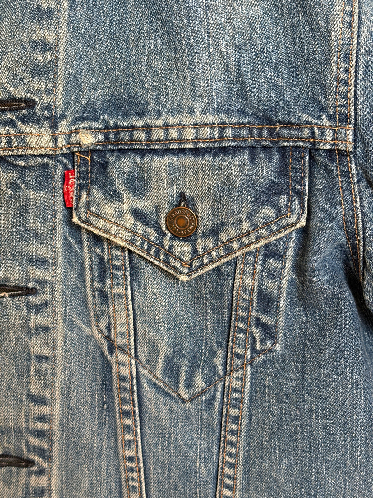 Size 40US / 50EU. Vintage 70s 2 pocket Levi’s Denim Jacket 70505 – Double Stitch, Made in USA-AJ357 Studio