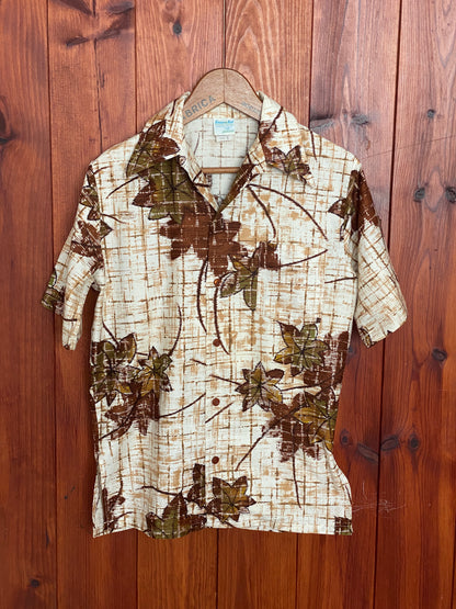 Size S. Vintage 60s Hawaiian cotton shirt made in USA by Jantsen-AJ357 Studio
