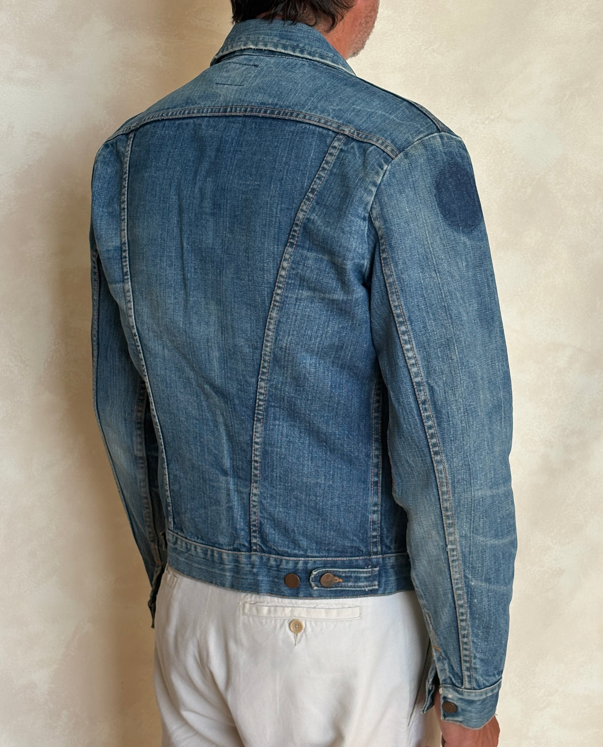 Size 40 Long US. Authentic 70s Wrangler denim jacket -4 pockets- Made in the USA-AJ357 Studio