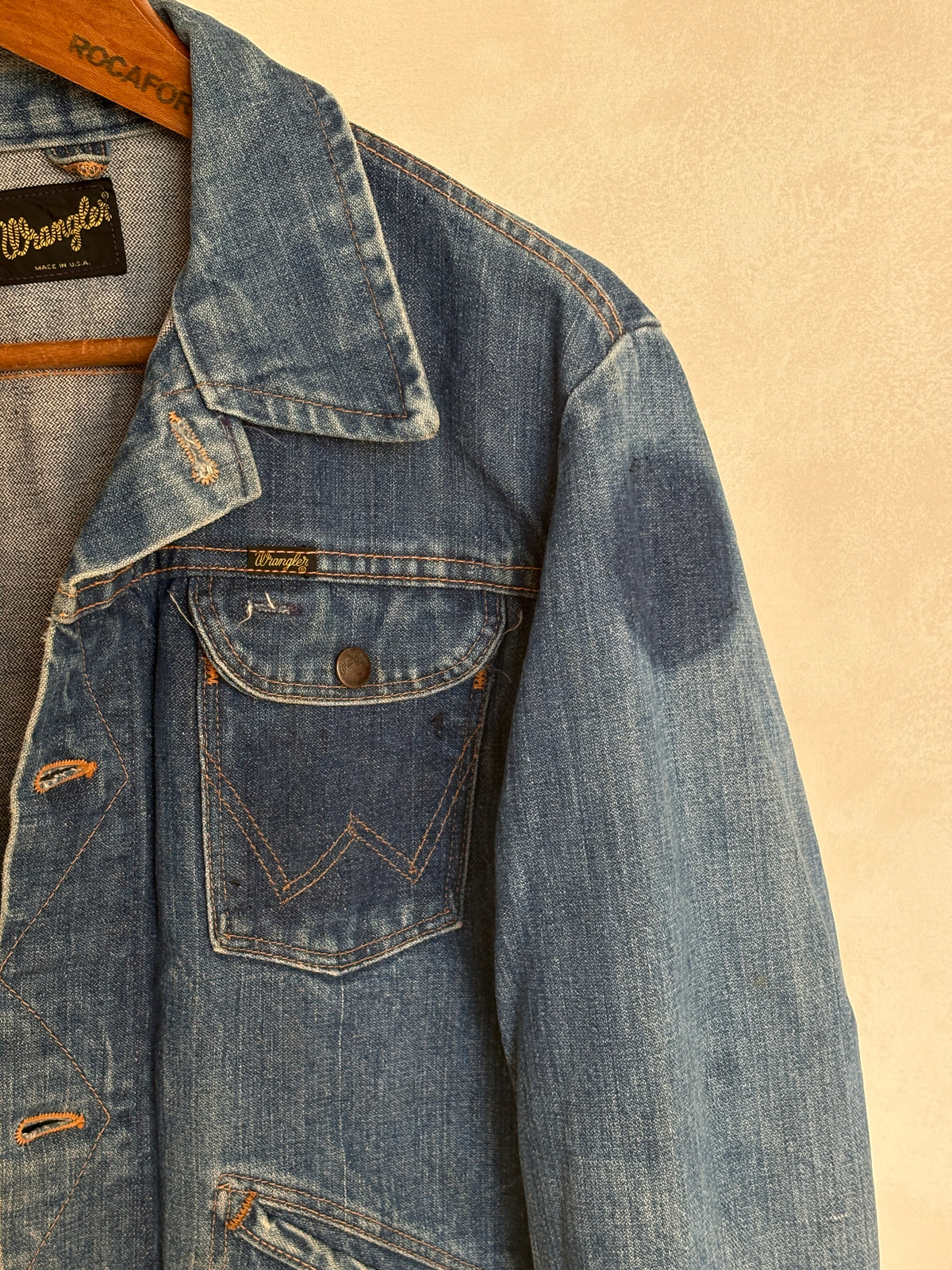 Size 40 Long US. Authentic 70s Wrangler denim jacket -4 pockets- Made in the USA-AJ357 Studio