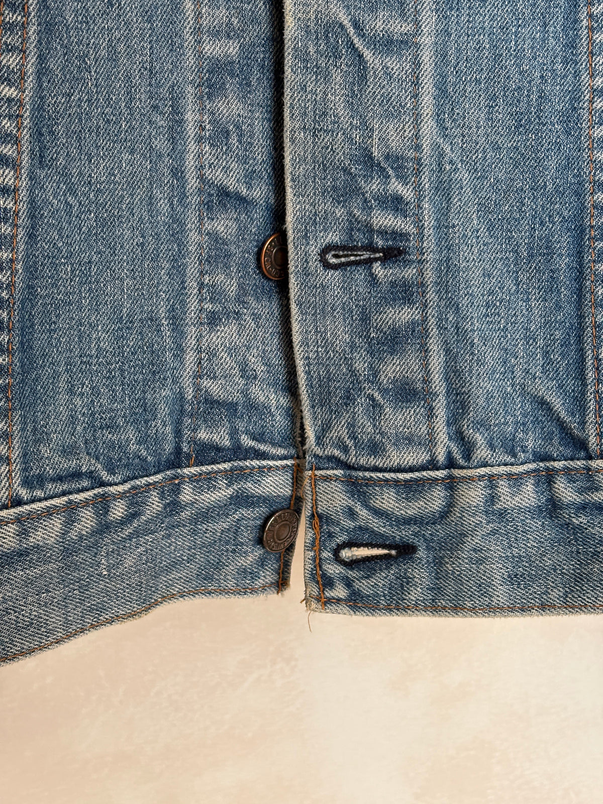Size 38-40US / 50-50EU. Levis 70505 – Vintage 70s 2-Pocket Jacket – USA Made-AJ357 Studio