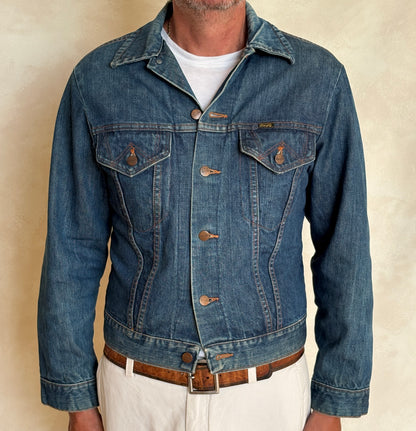 Size 38US / 48EU. Original 70s Wrangler denim jacket with painted back – Made in the USA-AJ357 Studio